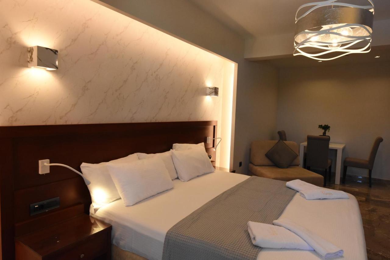 Viaros Hotel Apartments Tolón Esterno foto