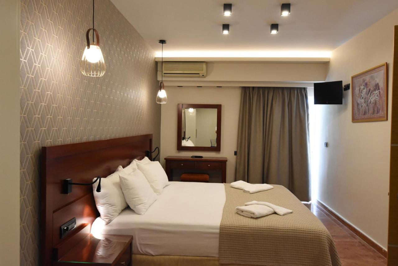 Viaros Hotel Apartments Tolón Esterno foto