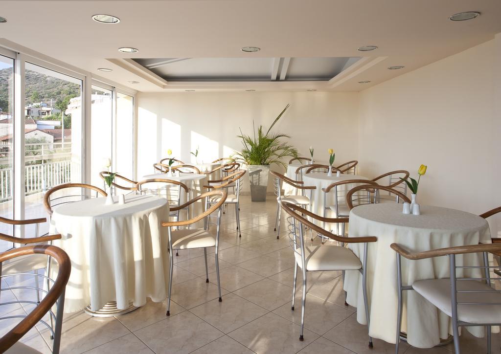 Viaros Hotel Apartments Tolón Esterno foto